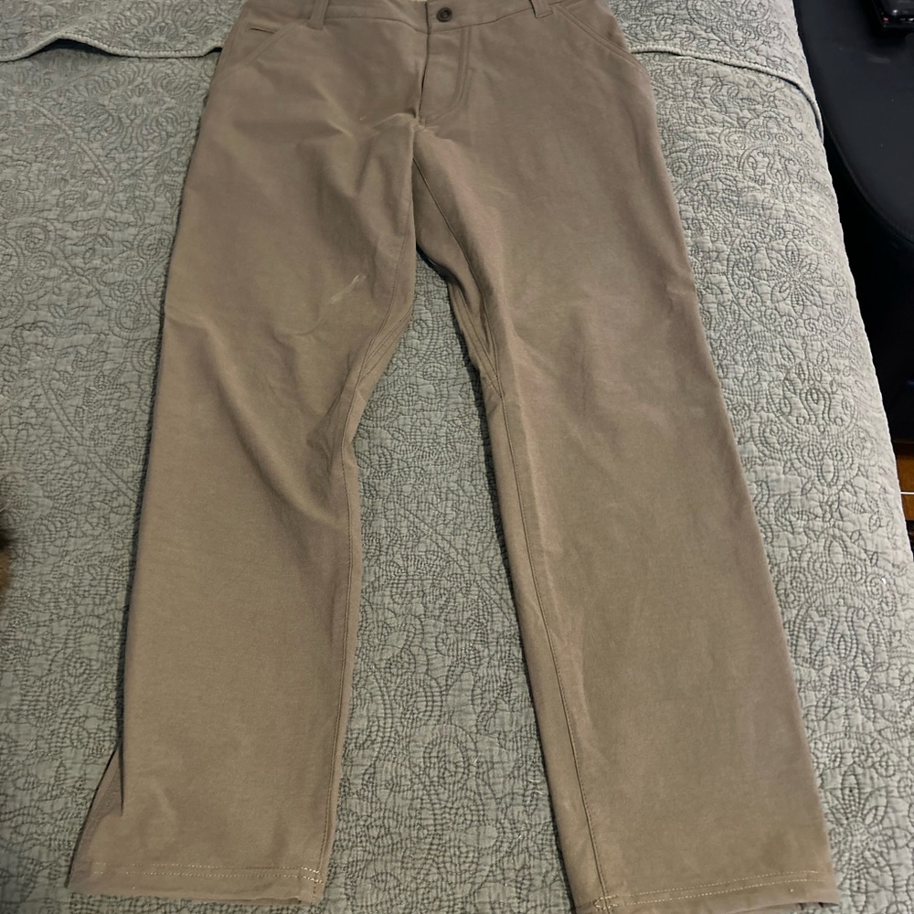Kuhl Tan Chinos